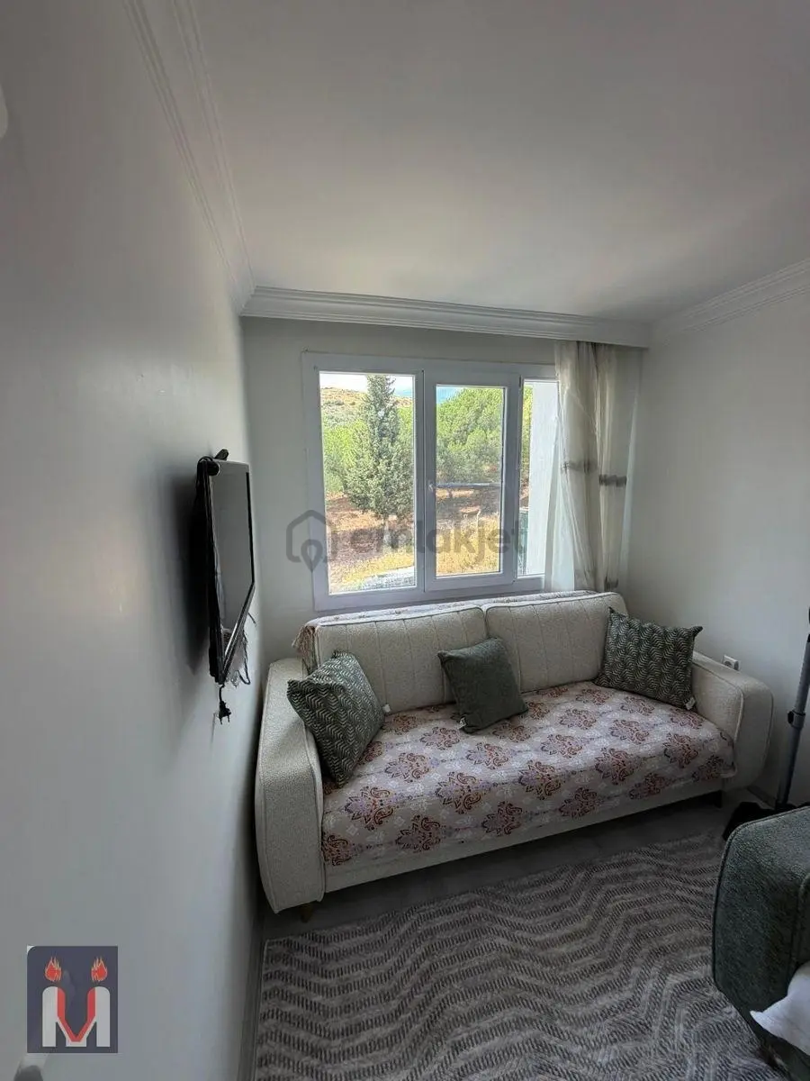Dikili'de Full Eşyalı 1+1 Ara'kat Daire Ümmetoğlu'ndan - 12