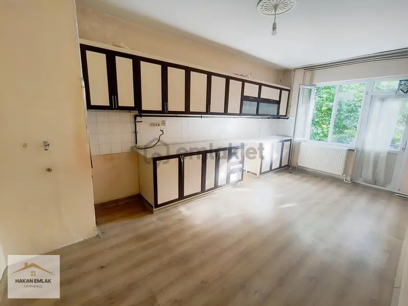 Hakan Emlak'tan Eşref Hoca Cd. Yakını Kiralık Daire - 8