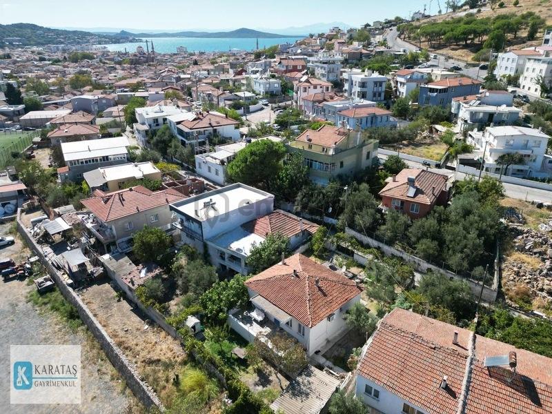 Ayvalık Merkezde Geniş Bahçeli Satılık Müstakil Ev - 26