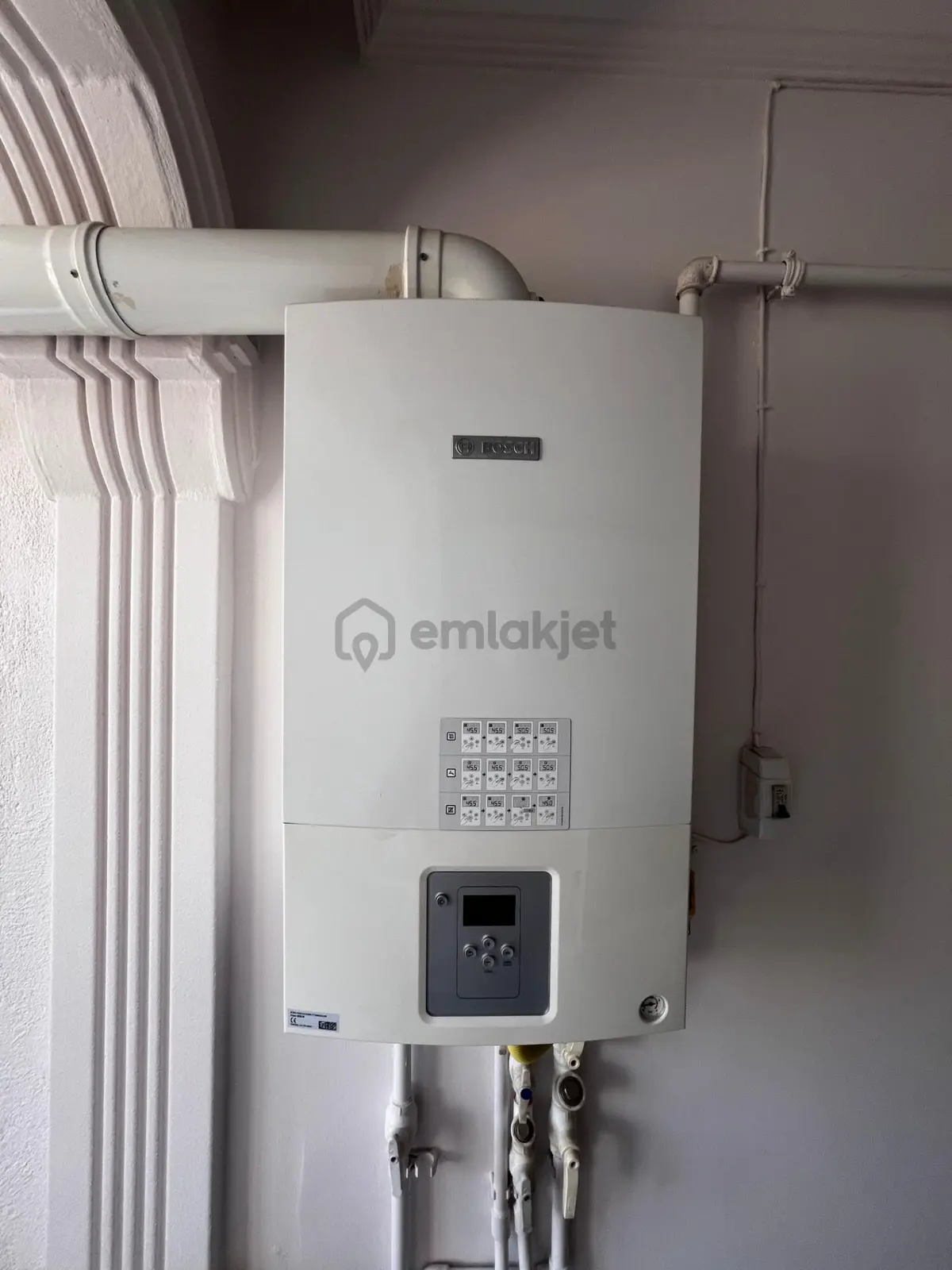 Devlet Hastanesi Civarı Bakımlı Kiralık 2+1 Balkonlu Daire - 12