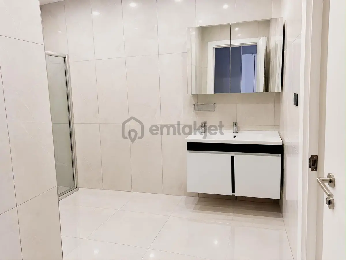 Remax Advantage'den İhsaniye Altek Premiumda 406m2 Dubleks - 18
