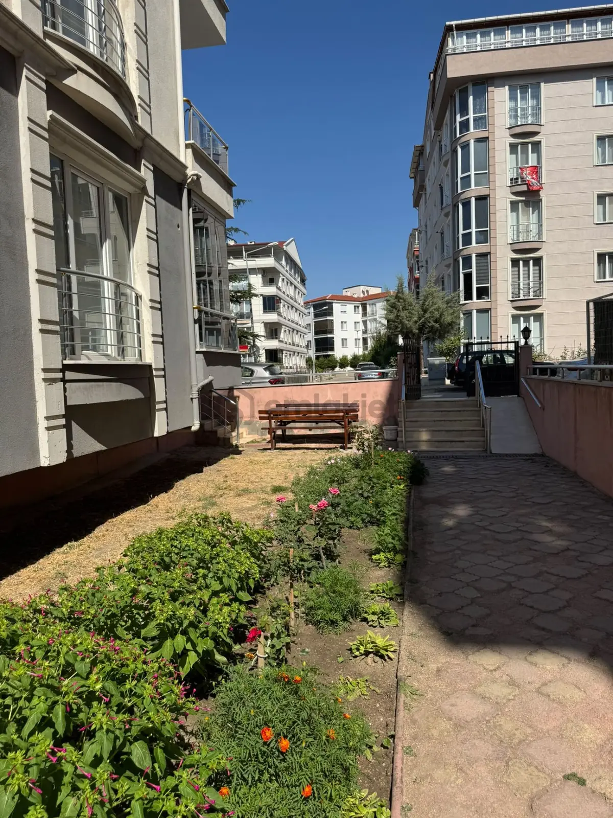 İstasyon Mahallesinde 1+0 Kiralık Daire - 28