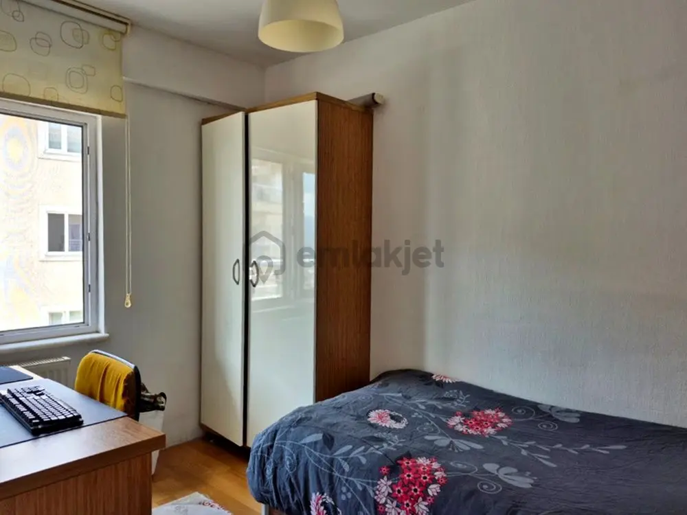 Serdivan Merkezde Satılık 2+1 Eşyalı Daire - 12