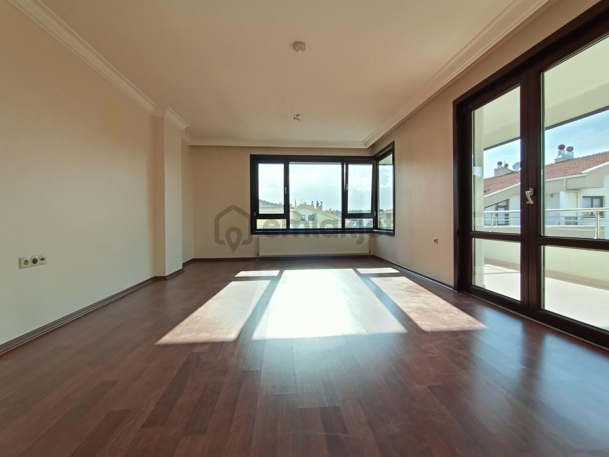 Emaks'tan/cevizliderede/elit Ve Nezih Binada/bakımlı/4+1/ön Ceph - 10