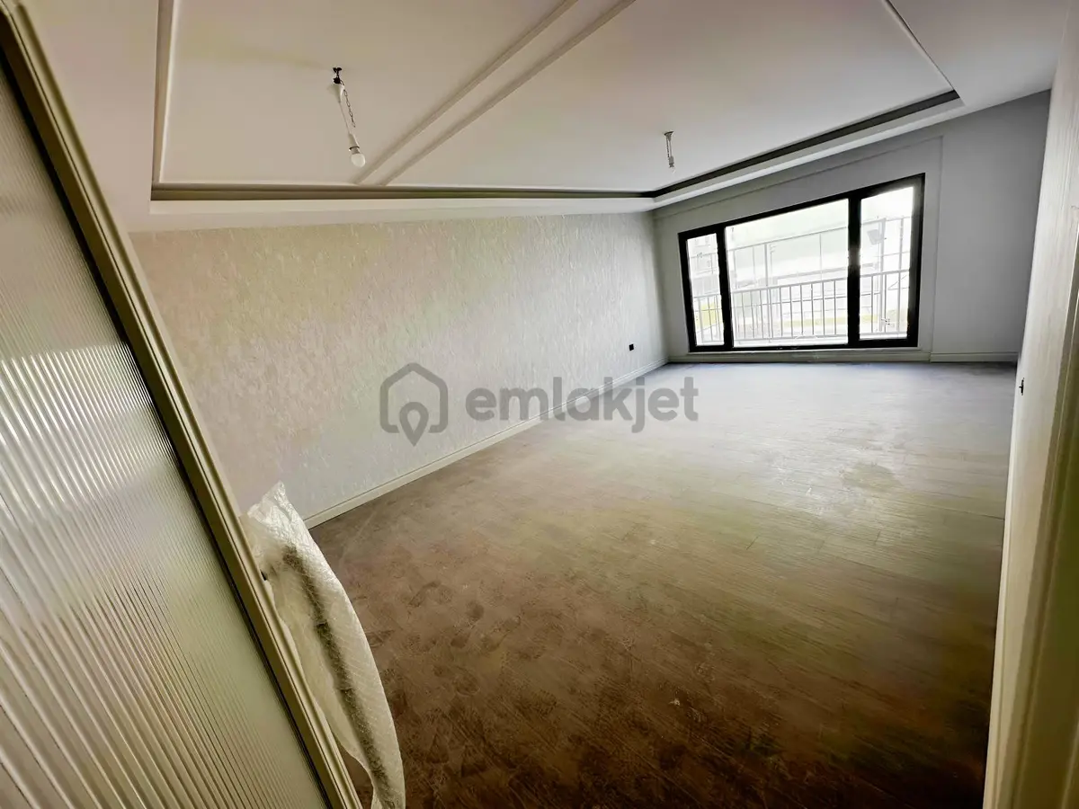 Meramlı-dan Arakat Satılık 5+1 Lüks Daire - 12