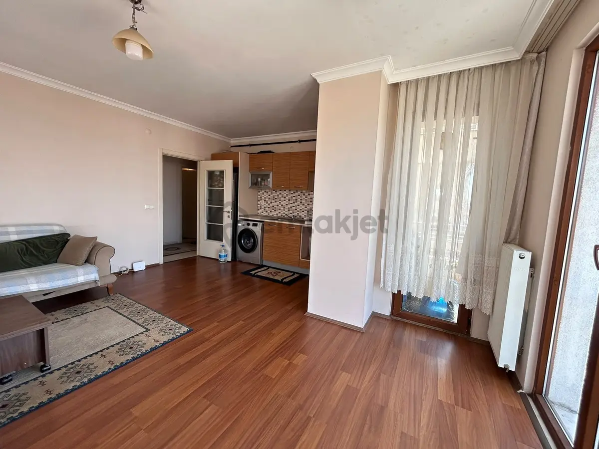 İncipark Sitesinde Satılık 1+1 Daire - 3