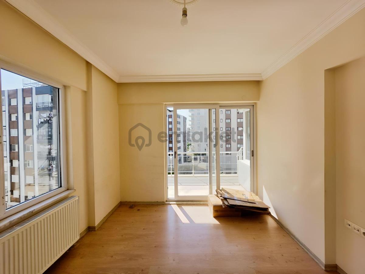 Remax Pin'den Mimarsinan Elit Sitesinde Kiralık 3+1 Daire - 31