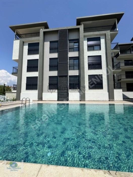 Ilıca'da Satılık 2+1 Dubleks Daire, Site İçinde, Havuzlu