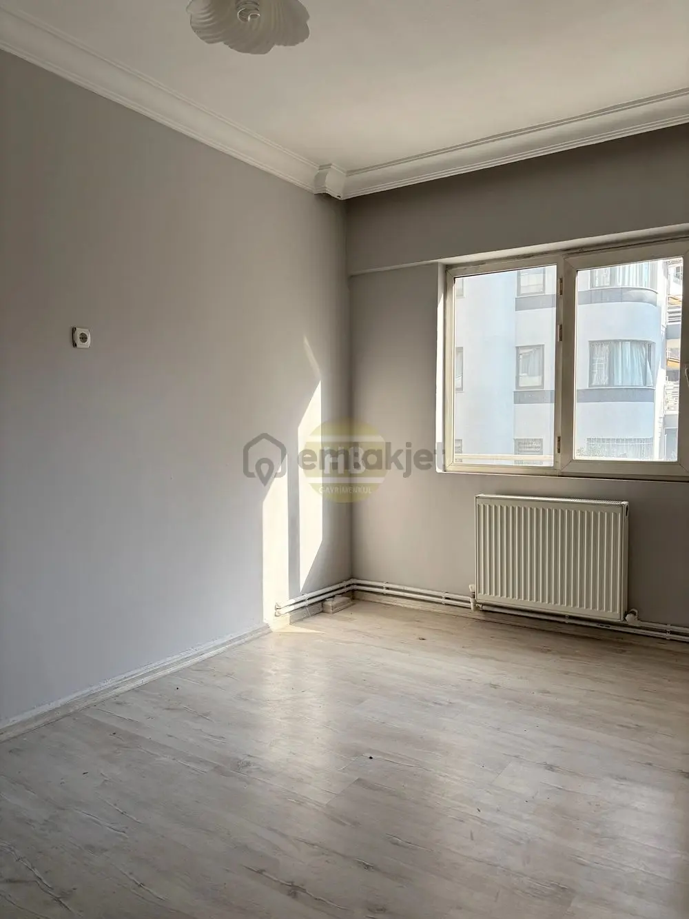 Hb'den 3+1 Kiralık Daire,150m² Çift Cephe Asansör Doğalgazlı - 14