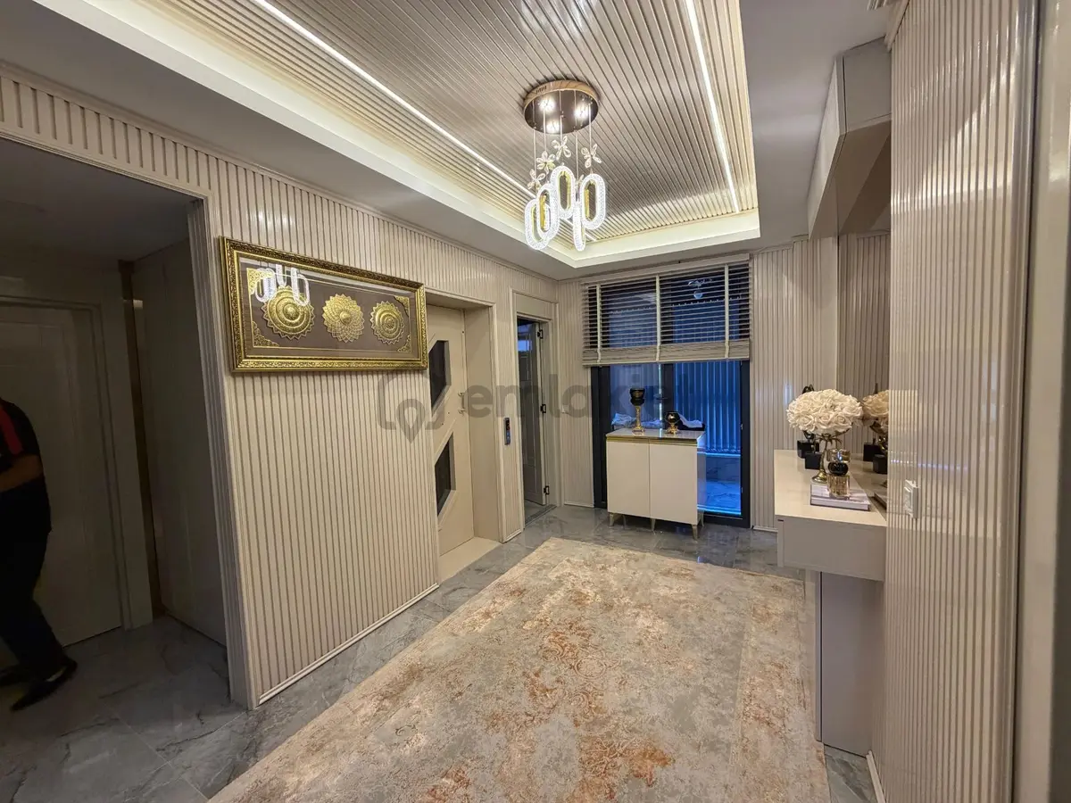 Cg Eşyalı Satış Seçenekli, Asansörlü Tripleks Villa! - 9