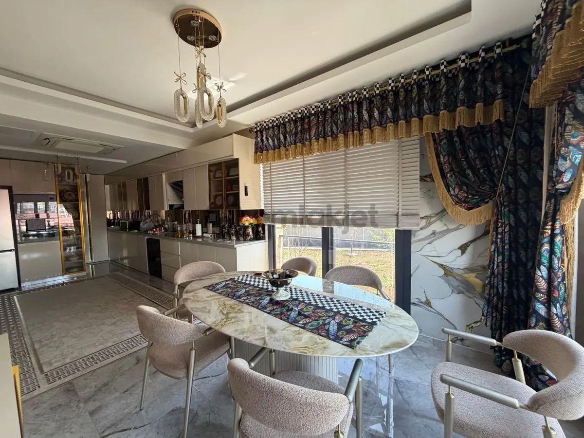 Cg Eşyalı Satış Seçenekli, Asansörlü Tripleks Villa! - 2