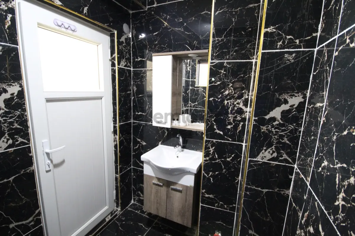 Lalelide Satılık Turizm Ruhsatlı Otel - 8