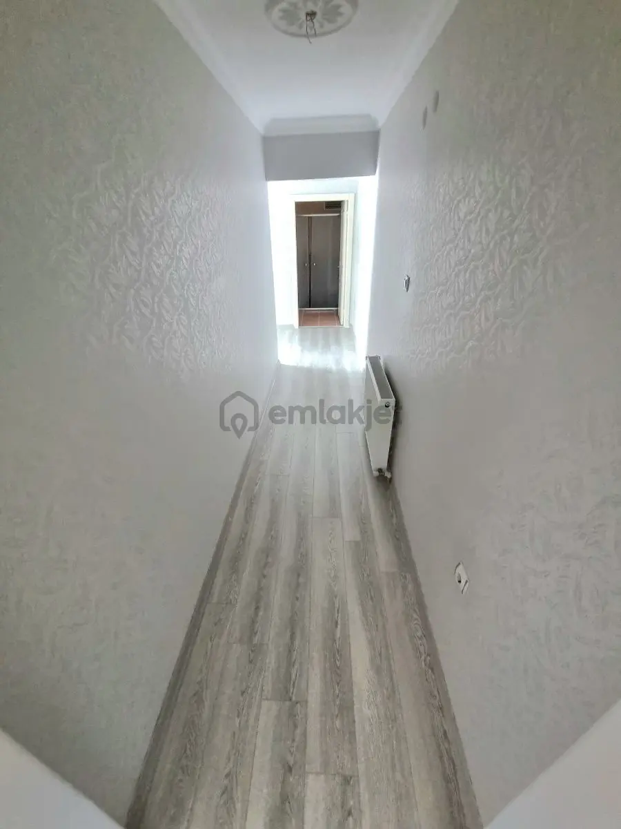 Karapürçek Te Cadde Üzerinde Asansörlü 1kat Bakımlı Daire - 19
