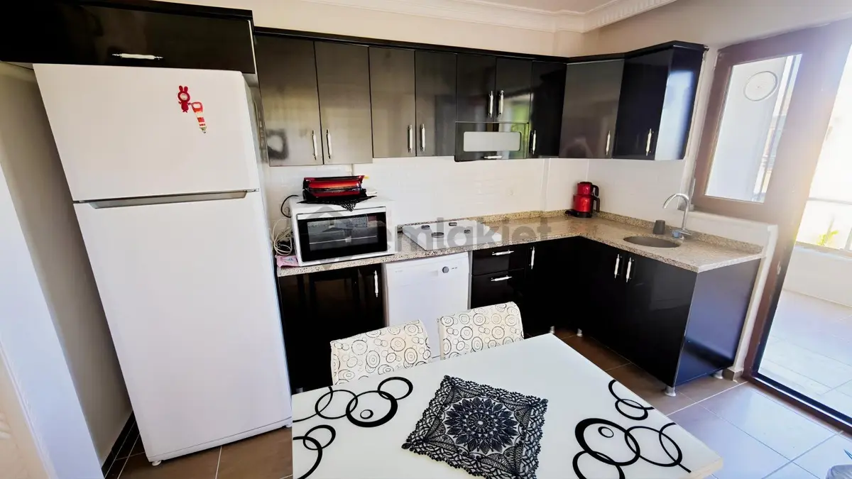 Nuhoğlu 'ndan Şarköy 'de Kiralık Eşyalı Ara Kat Doğalgazlı Daire - 17