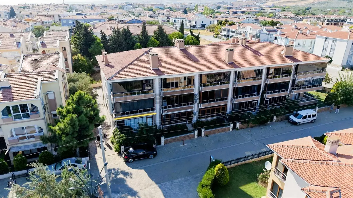 Nuhoğlu 'ndan Şarköy 'de Kiralık Eşyalı Ara Kat Doğalgazlı Daire - 2
