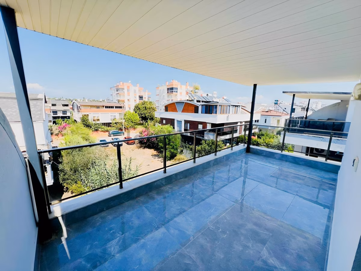 Güzeloba Da Havuzlu 3+1 Satılık Daire - 30