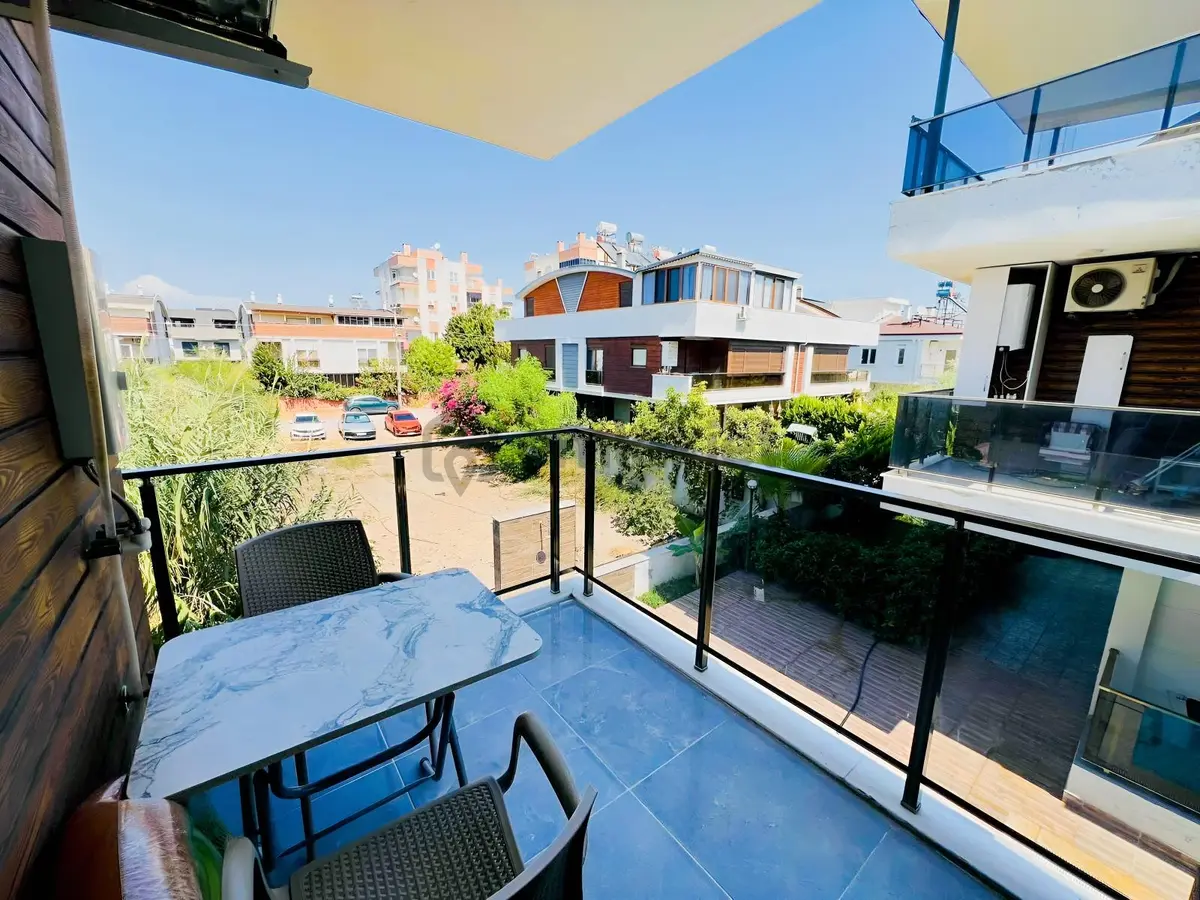 Güzeloba Da Havuzlu 3+1 Satılık Daire - 13