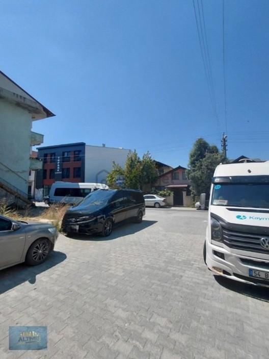 Çarşı Merkezde Triplex Müstakil Ev 5+2 - 5