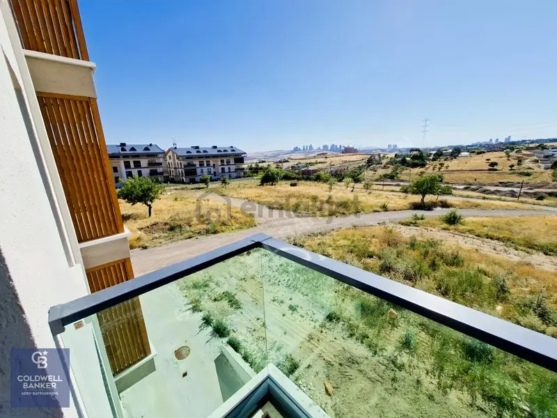 İncek Taşpınarda Hera Life Sitesinde Satılık 1+1 Daire - 15