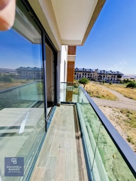 İncek Taşpınarda Hera Life Sitesinde Satılık 1+1 Daire - 14
