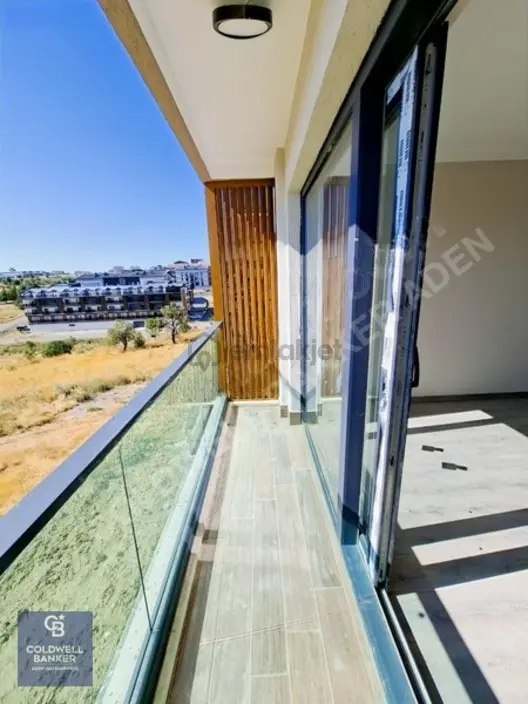 İncek Taşpınarda Hera Life Sitesinde Satılık 1+1 Daire - 13
