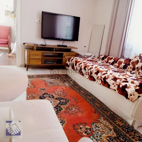 Bağlarda Bahce Kullanımlı Mobilyalı Kiralık 3+1 - 2