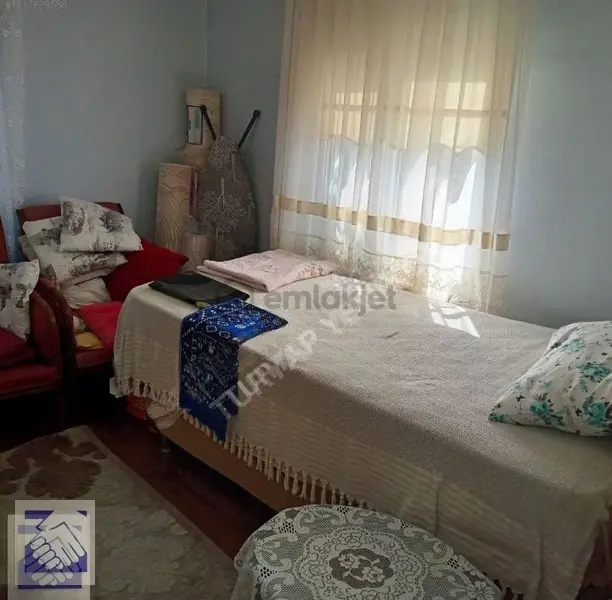 Bağlarda Bahce Kullanımlı Mobilyalı Kiralık 3+1 - 12
