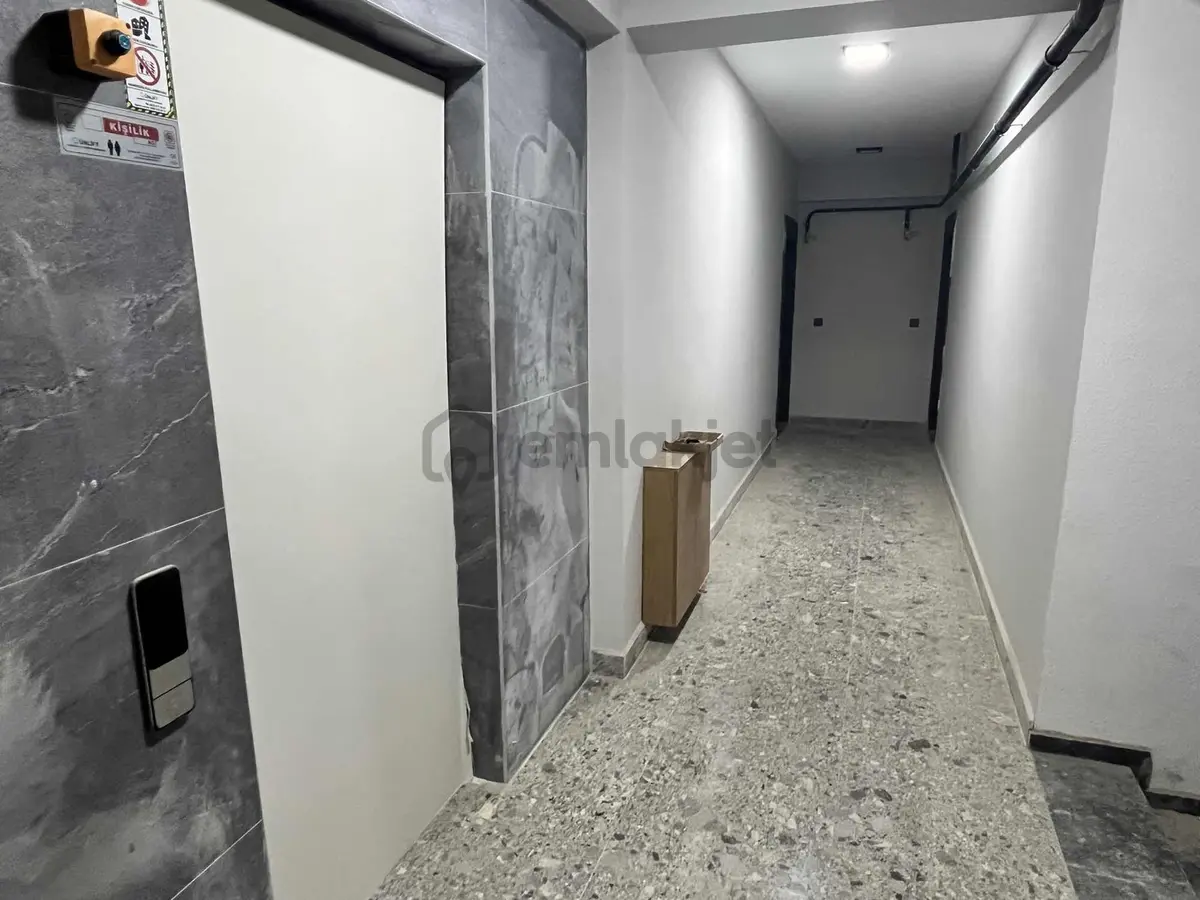 Gömeç Okaliptus Sokakta Satılık Ön Cephe Kaliteli Daire - 6