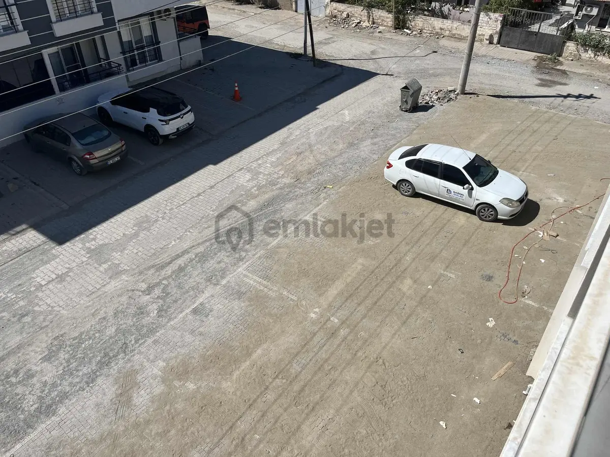 Gömeç Okaliptus Sokakta Satılık Ön Cephe Kaliteli Daire - 14