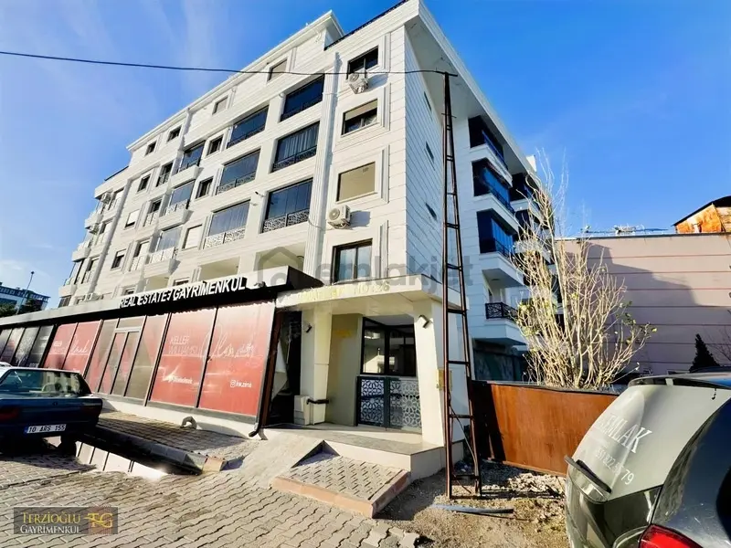 Terzioğlu'ndan Akçay Merkezde Ara Kat Muhteşem 3+1 Daire - 3