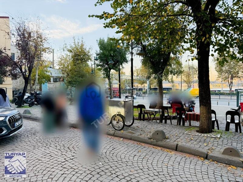 Turyap Tan Eminönü Meydanında Satılık İşyeri - 15