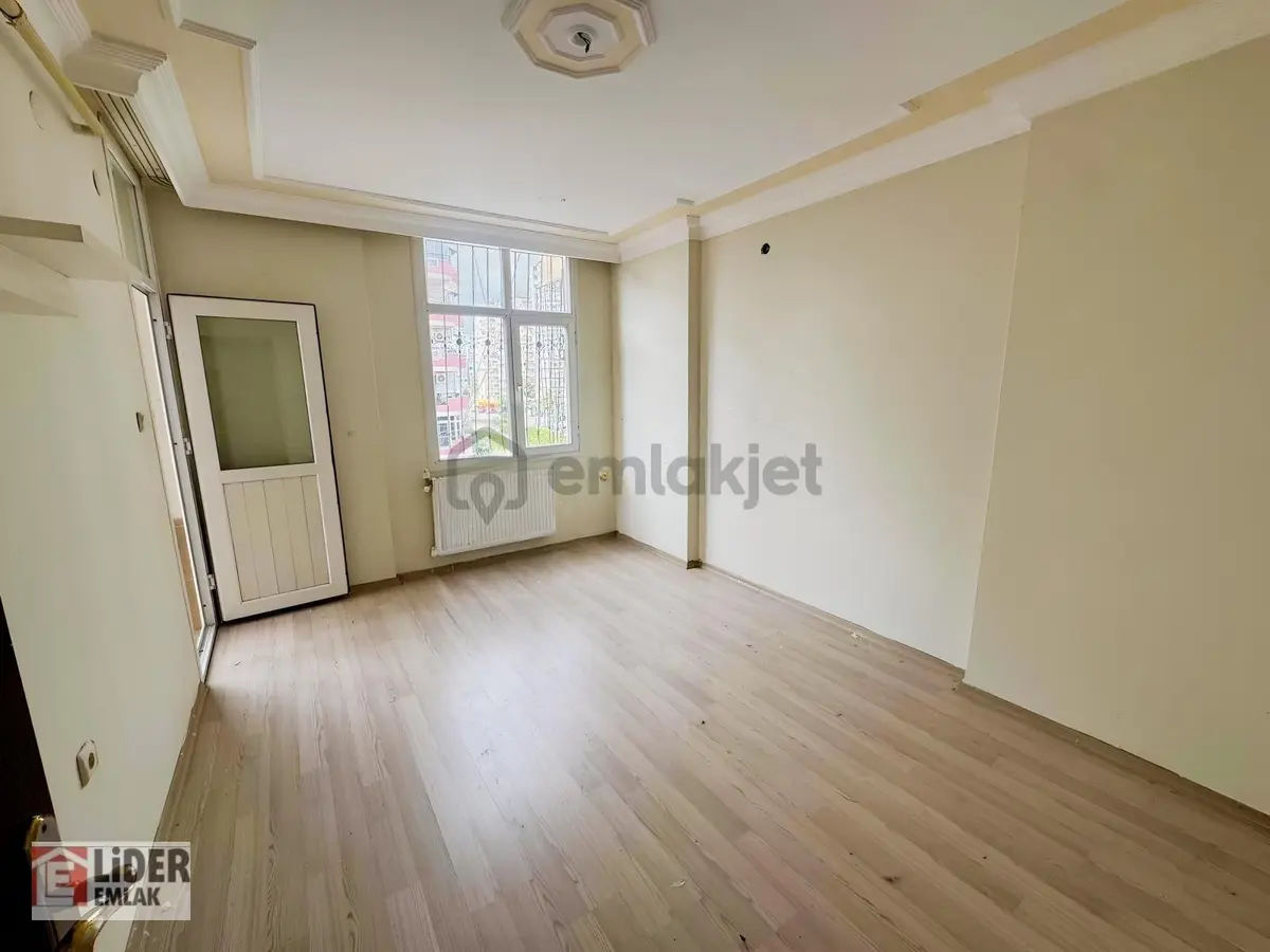 Lider'den Geniş Ev İstiyorum Diyenlere Hasarsız Özel Bir Daire - 16