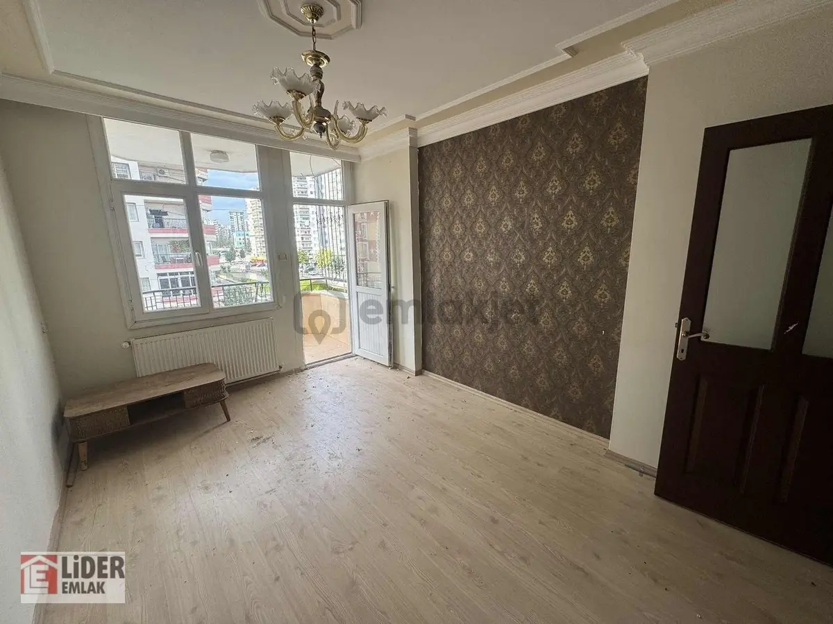 Lider'den Geniş Ev İstiyorum Diyenlere Hasarsız Özel Bir Daire - 7
