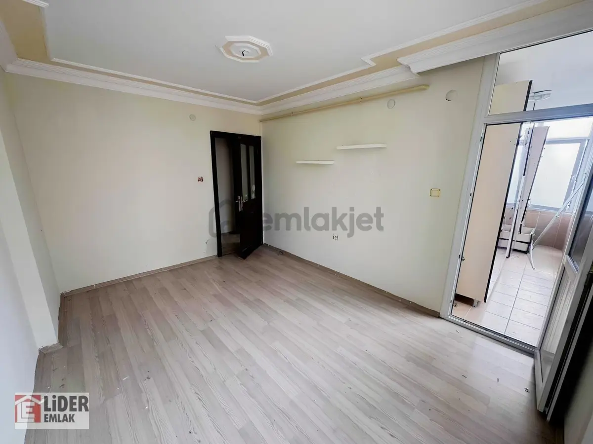 Lider'den Geniş Ev İstiyorum Diyenlere Hasarsız Özel Bir Daire - 17