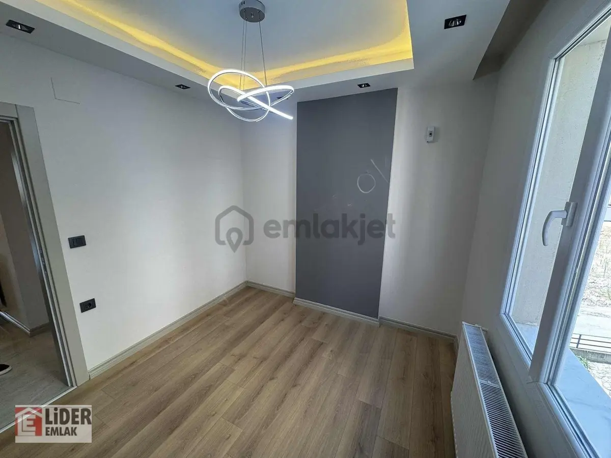 Lider'den 4+1 Çift Banyolu Hasarsız Ful Yapılı Özel Tasarımlı - 32