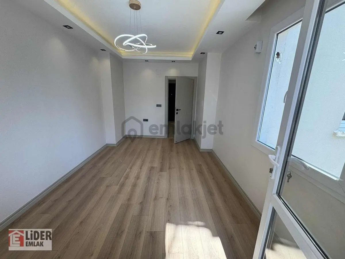 Lider'den 4+1 Çift Banyolu Hasarsız Ful Yapılı Özel Tasarımlı - 14