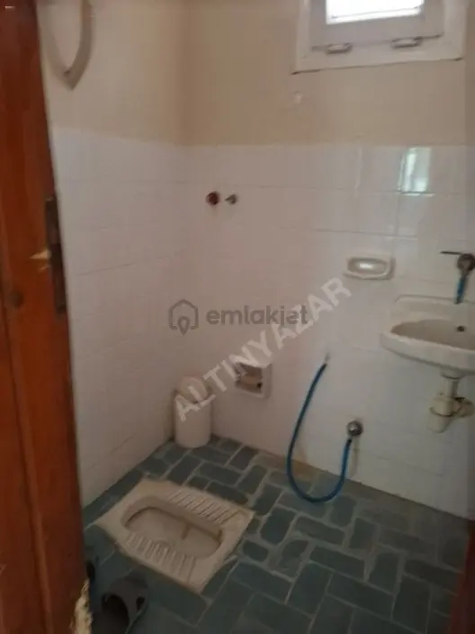 Foça Yeni Bağarasında 3+1 Bahçeli Ev Kiralıktır - 13