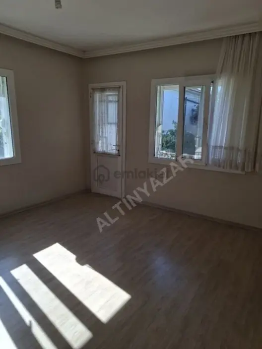 Foça Yeni Bağarasında 3+1 Bahçeli Ev Kiralıktır - 23