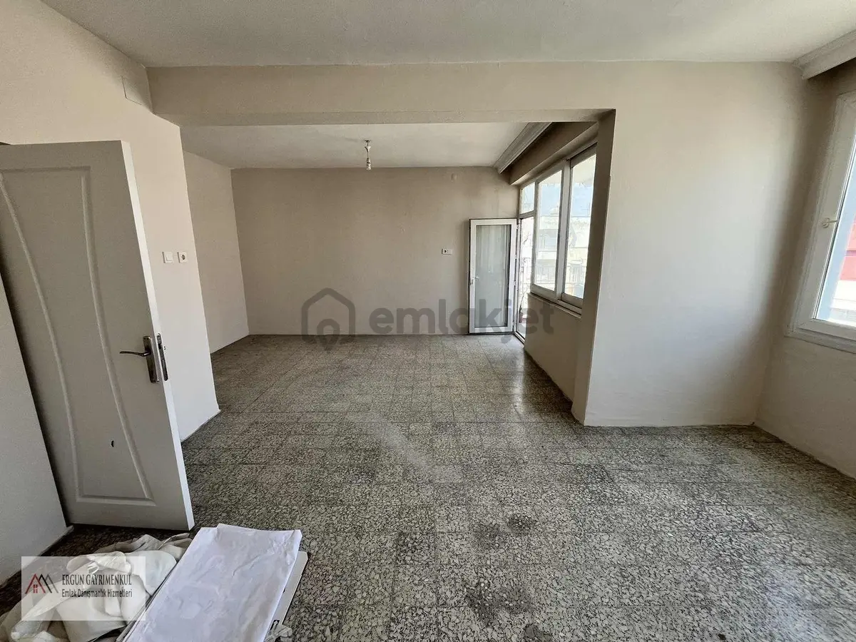 Ergünden Hamidiyede Satılık Fırsatlık 3+1 Daire - 10