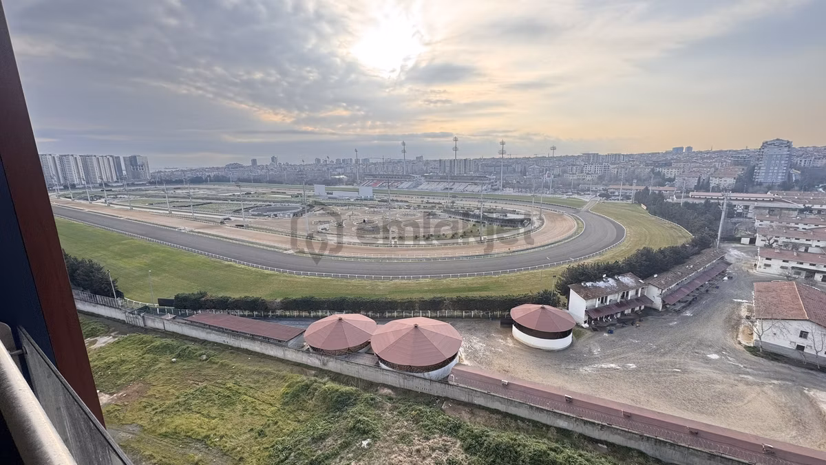 Çiğdem Emlak'tan The İstanbul Evlerinde Kiralık 2+1 Daire