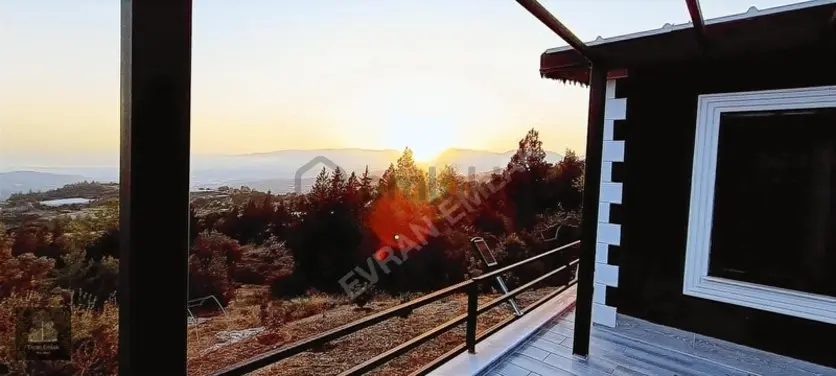 Evran Emlak Ayrıcalığıyla Muhteşem Manzaralı Villa - 12