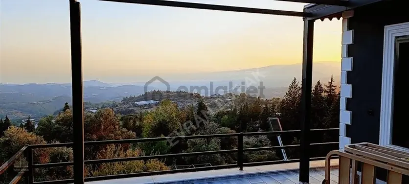 Evran Emlak Ayrıcalığıyla Muhteşem Manzaralı Villa - 13