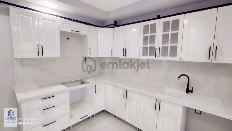 Bakırcı Emlak Dan Çamlıca Mah.satılık 3+1asansörlü Daire - 4