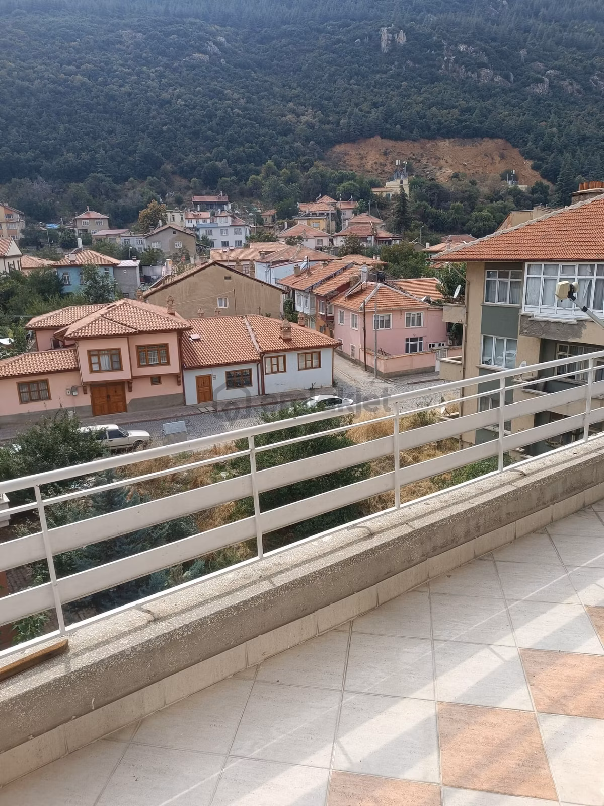 Nasreddinden 24 Ağustos Bulvarı Üzeri Satılık Bakımlı Daire - 23