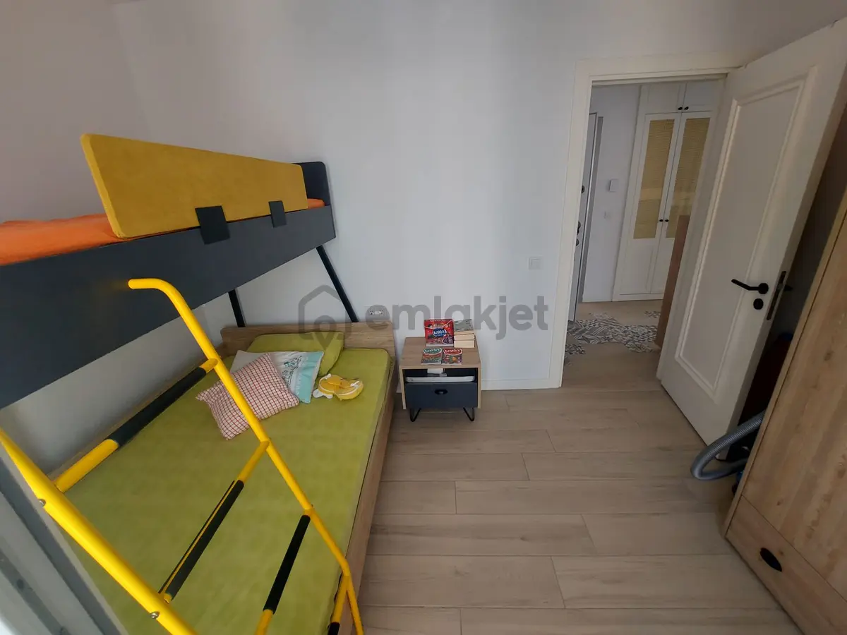 Atakent Sitesinde Eşyalı 2+1 Daire - 13