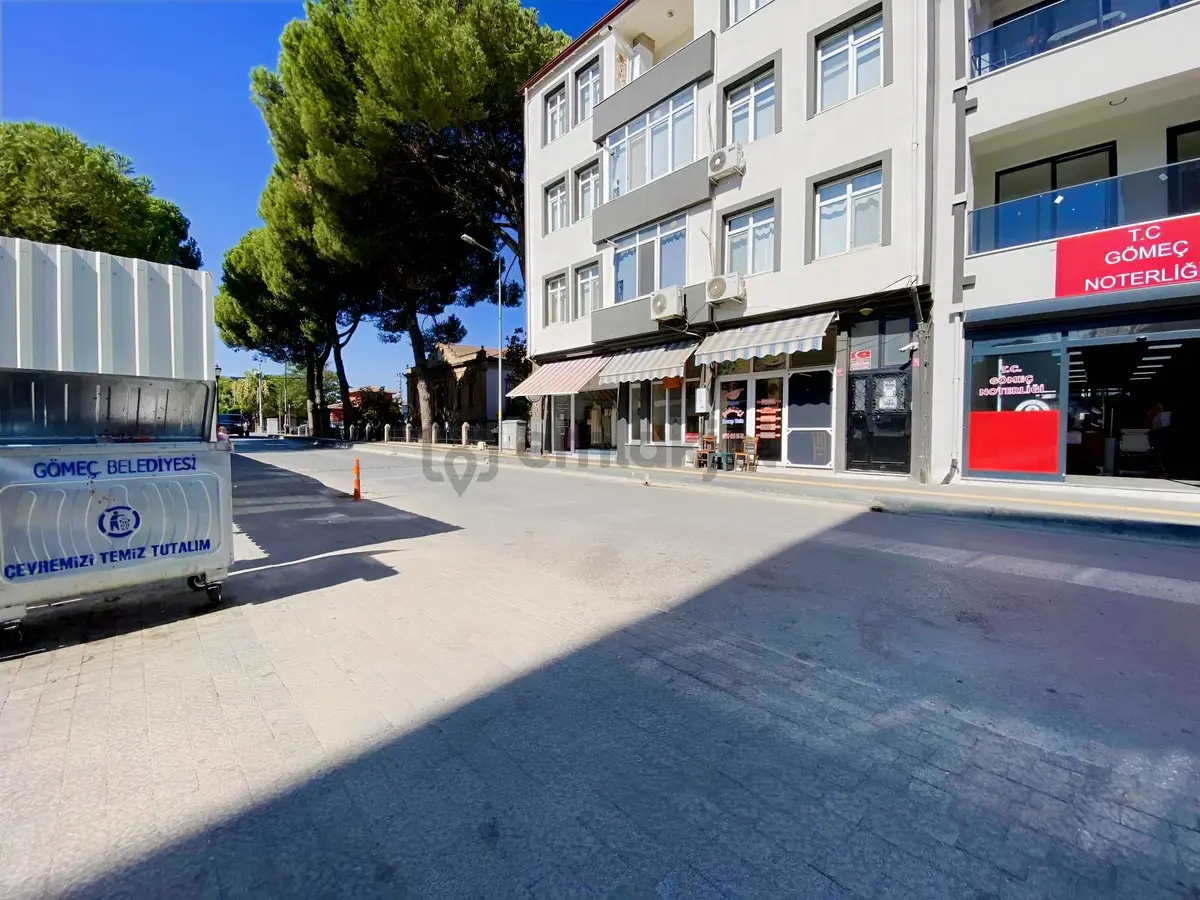 Gömeçin Yükselen Değerinde Kapalı Mutfak Ara Kat 2+1 Daire - 4