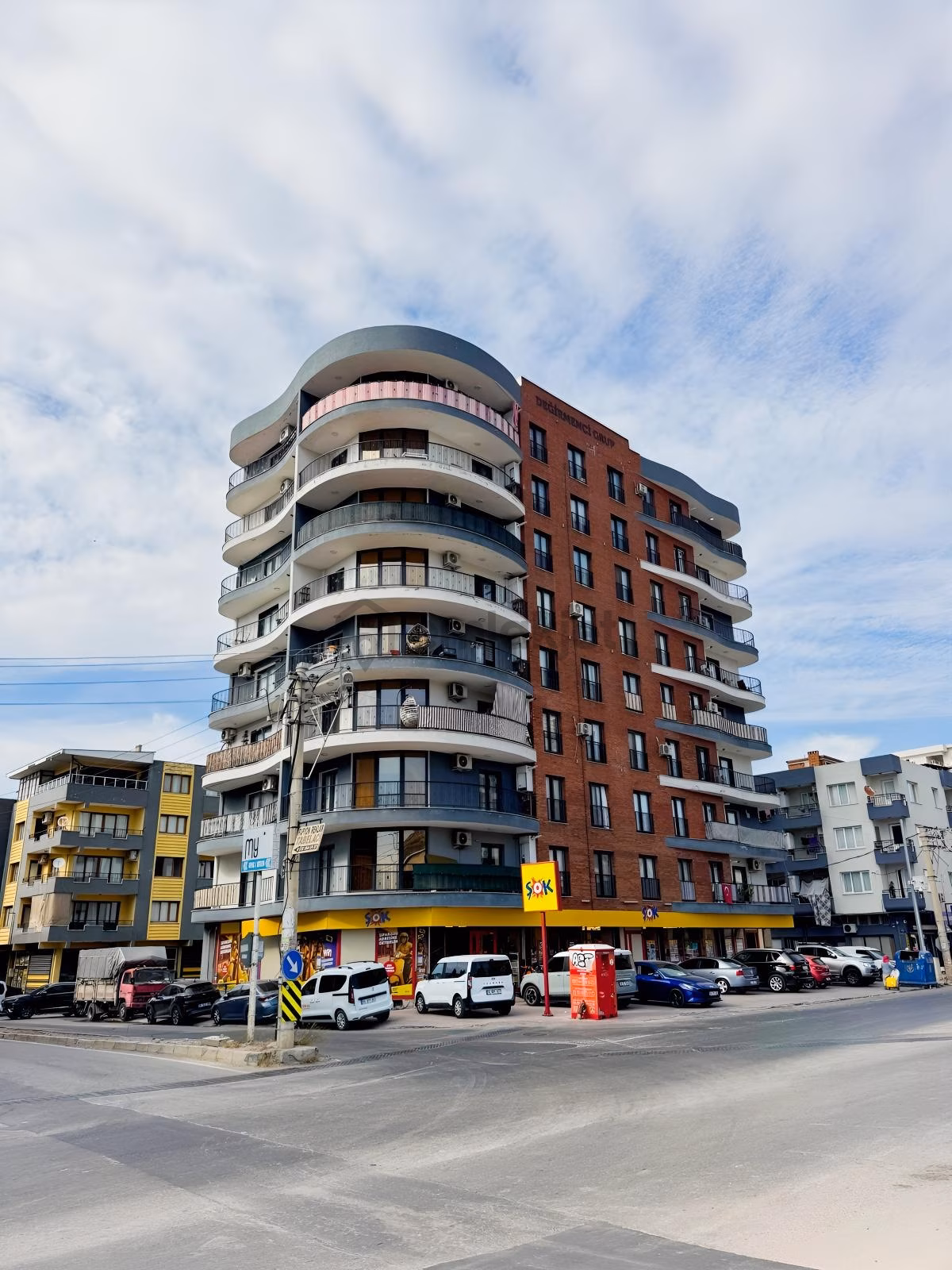 Yeşilbağlar Mah. 2+1 Arakat Asansör-otoparklı Daire