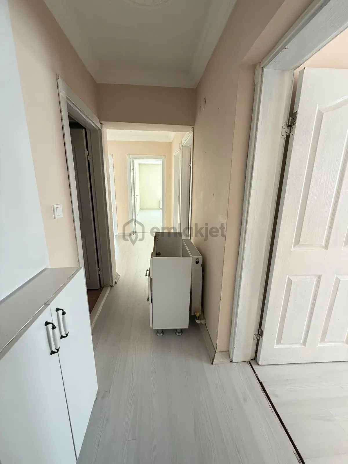 Cengizhan Mahallesi Cadde Yakını Kiralık 3+1 Daire - 13