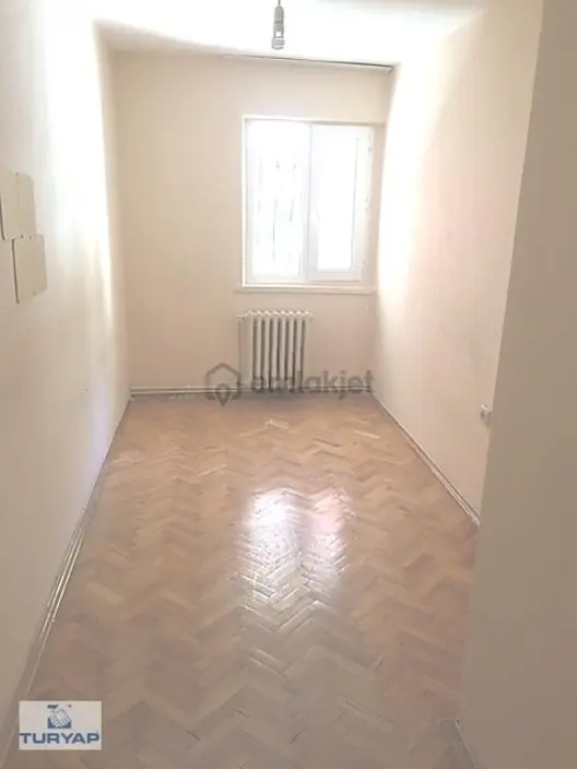 Büklüm Sokak Da 2+1 Giriş Altı Balkonlu 80m2 - 7