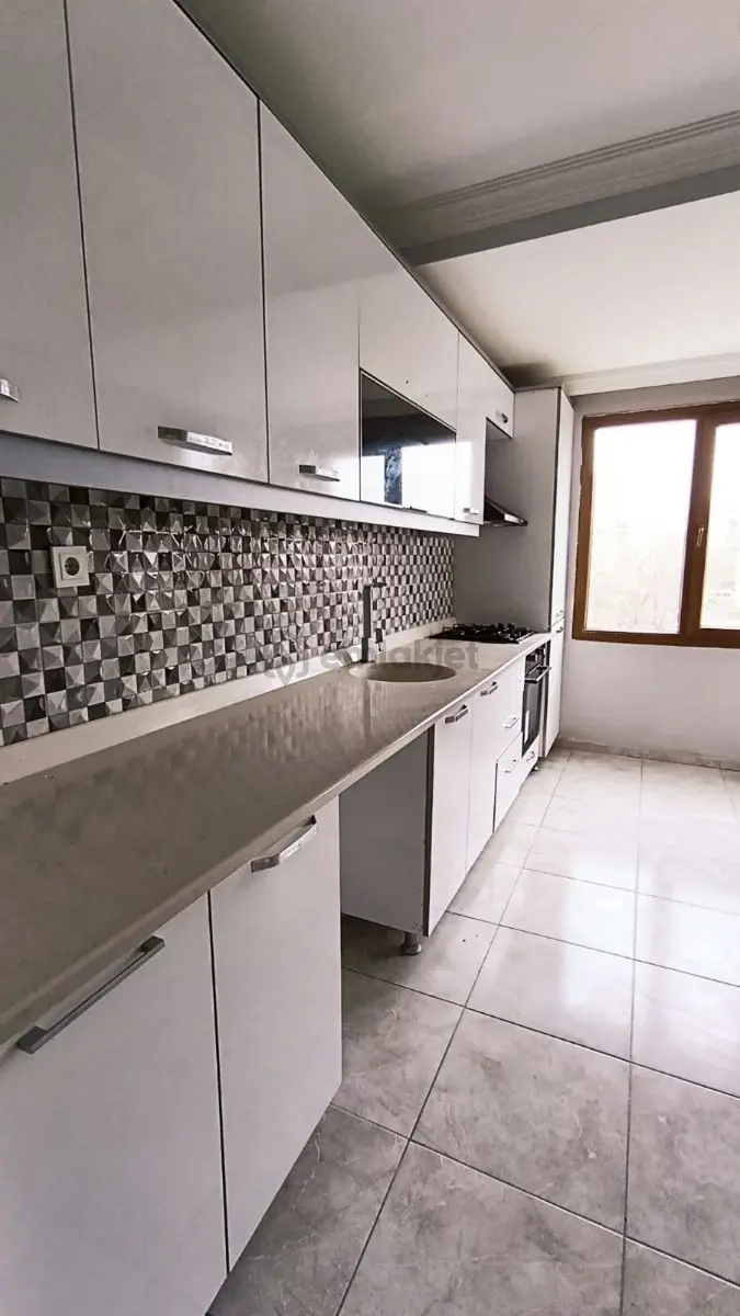 Arya Yapı'dan Satılık 2+1 Daire Otoparklı Eminevime Uygun - 19
